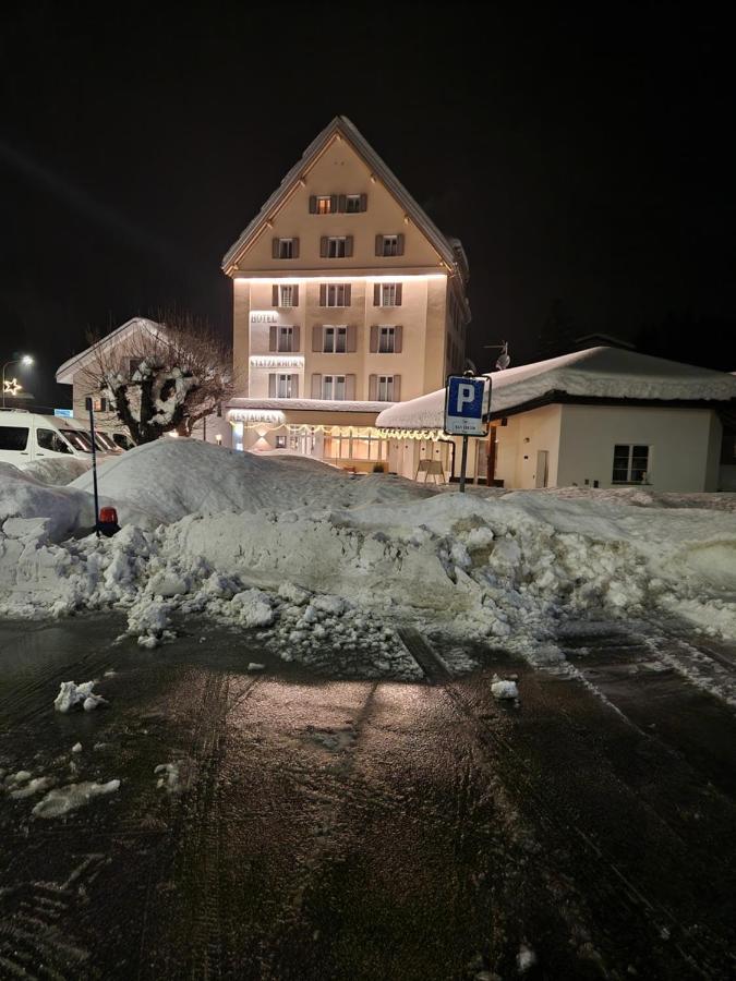 Hotel Staetzerhorn Парпан Екстер'єр фото
