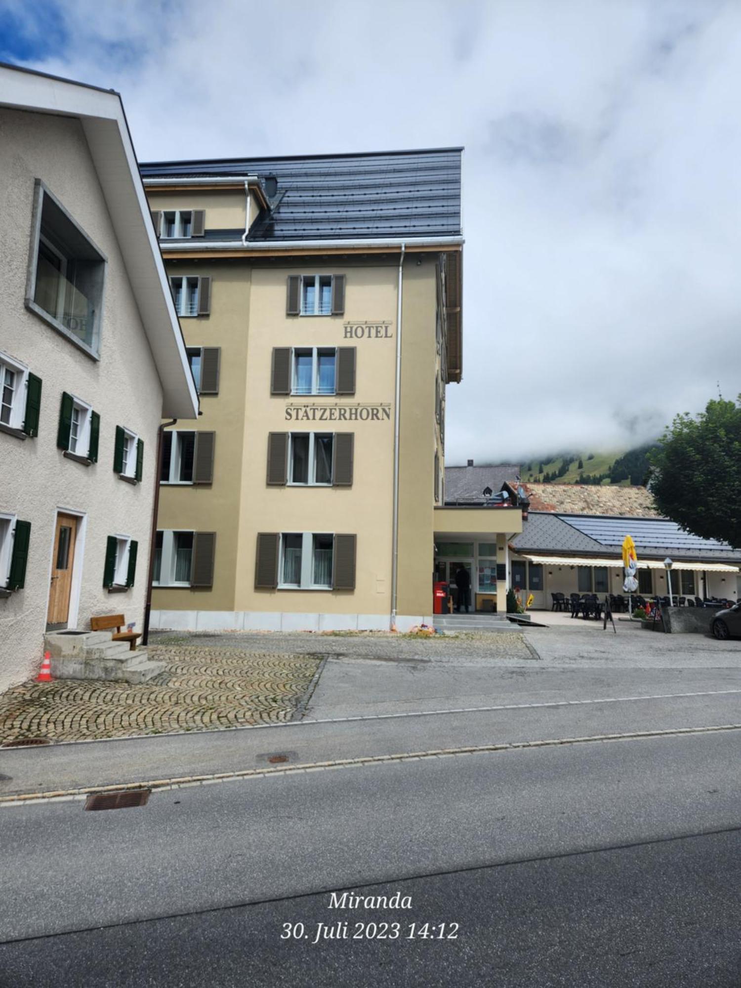 Hotel Staetzerhorn Парпан Екстер'єр фото