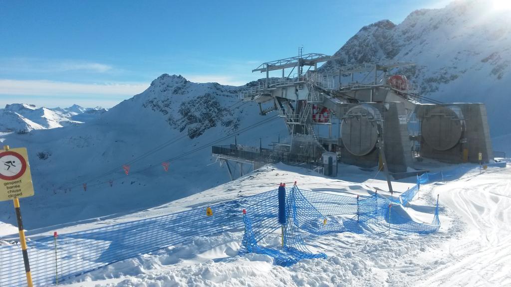 Hotel Staetzerhorn Парпан Екстер'єр фото