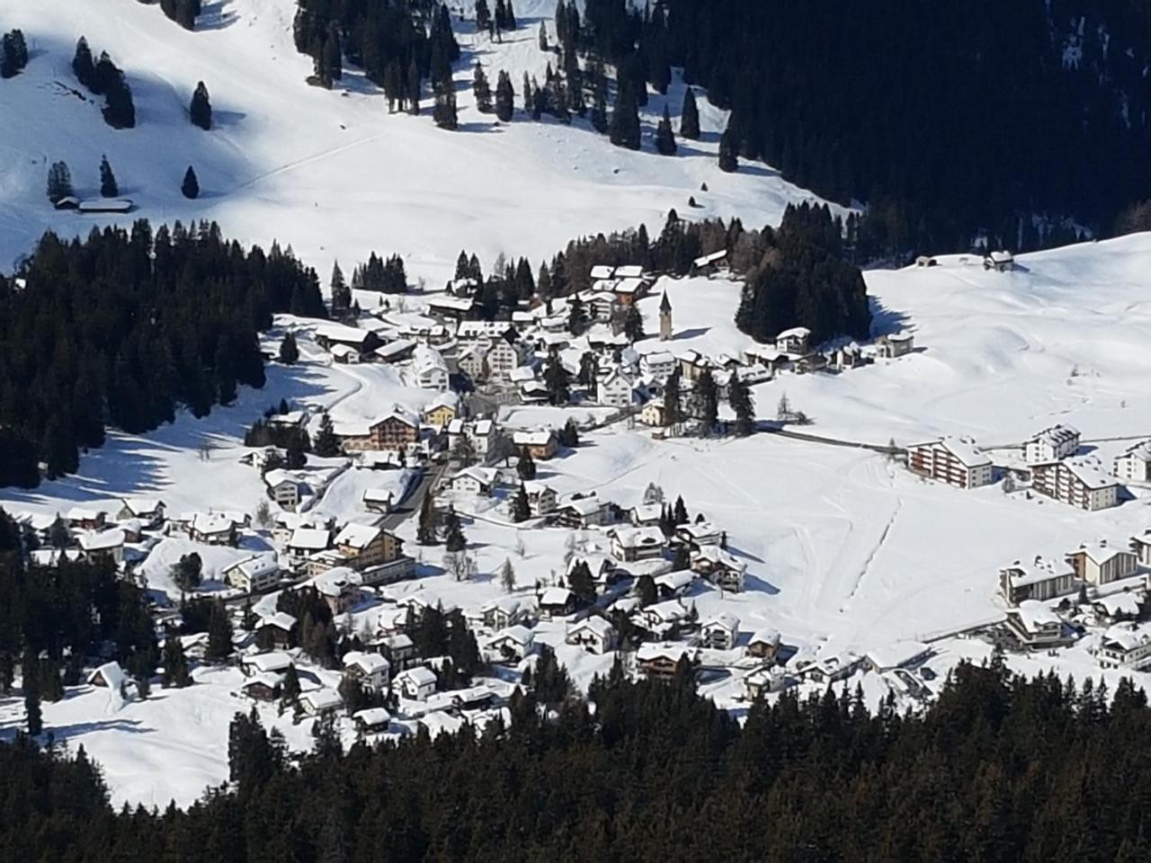 Hotel Staetzerhorn Парпан Екстер'єр фото